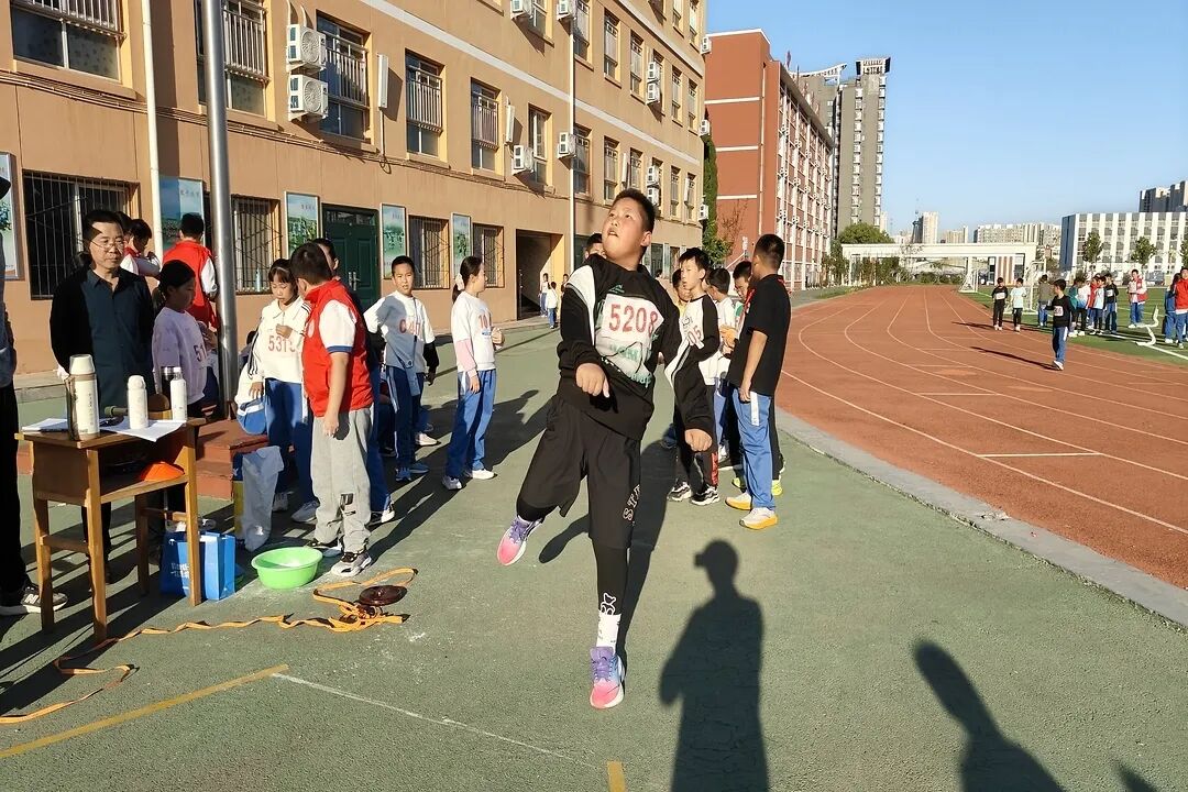 LQ1.jpg